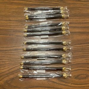 12 NWT Santa Barbara Design Studio Black Pearl Crown Pens with Holiday Sayings